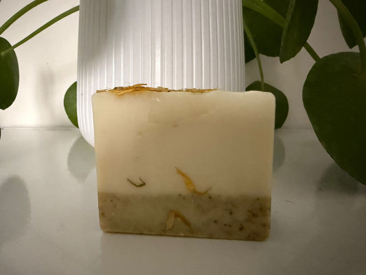 Savon solide fait main au calendula