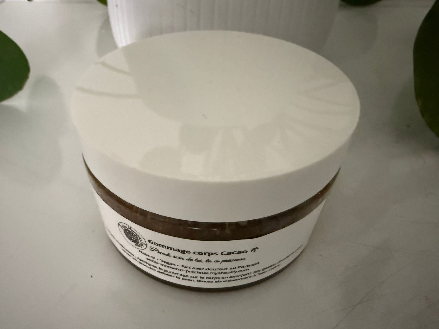 Gommage naturel pour le corps Pin & Cacao